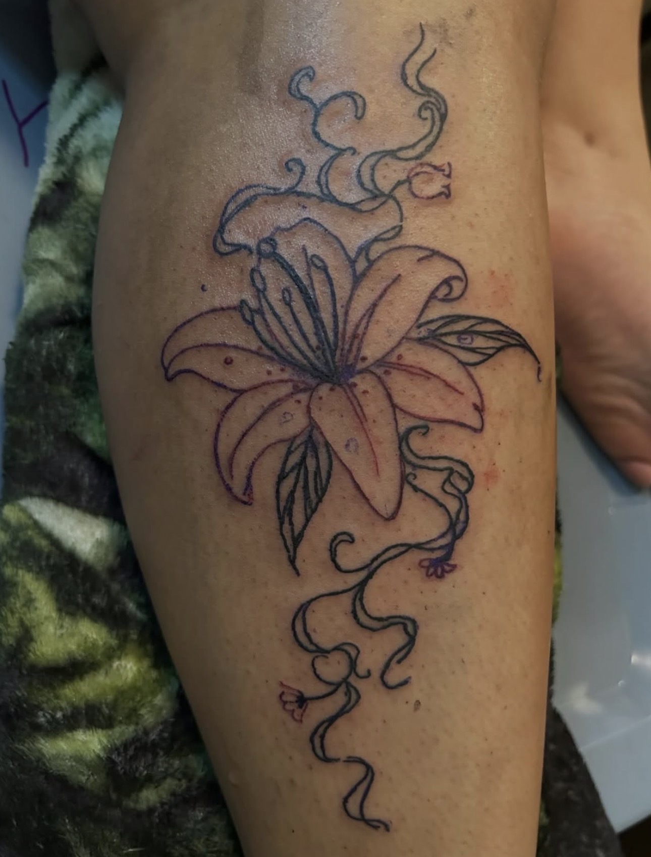 Stargazer Lily — Illustrative tattoo by Xandria